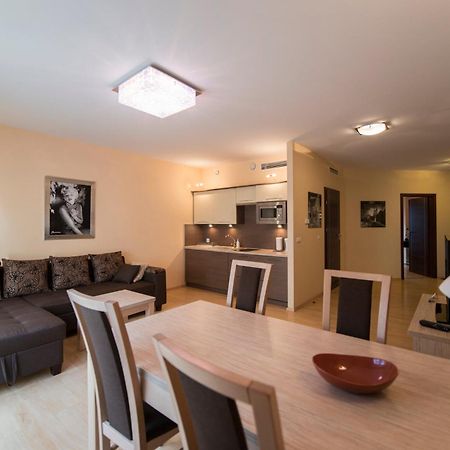 Just Apartments Вроцлав Экстерьер фото