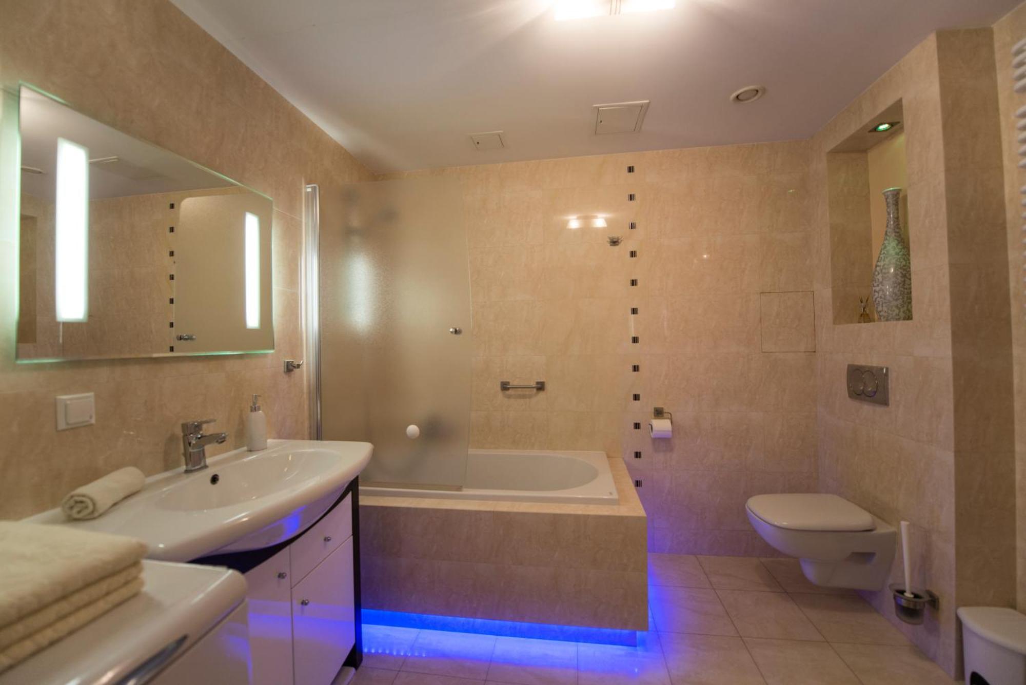 Just Apartments Вроцлав Экстерьер фото