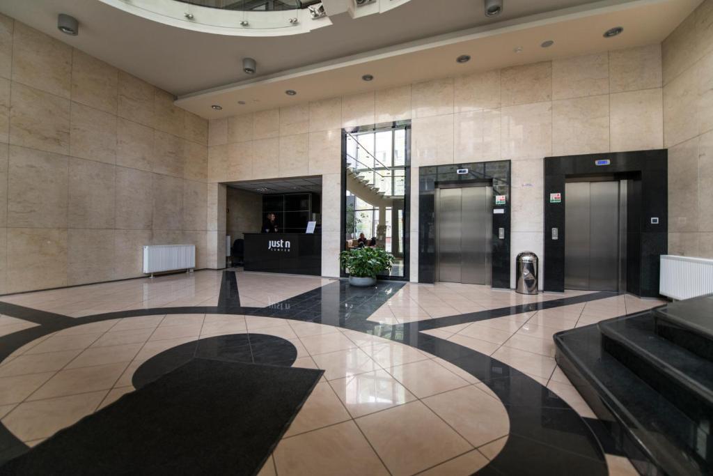 Just Apartments Вроцлав Экстерьер фото