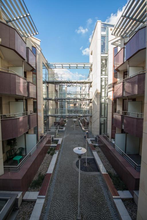 Just Apartments Вроцлав Экстерьер фото